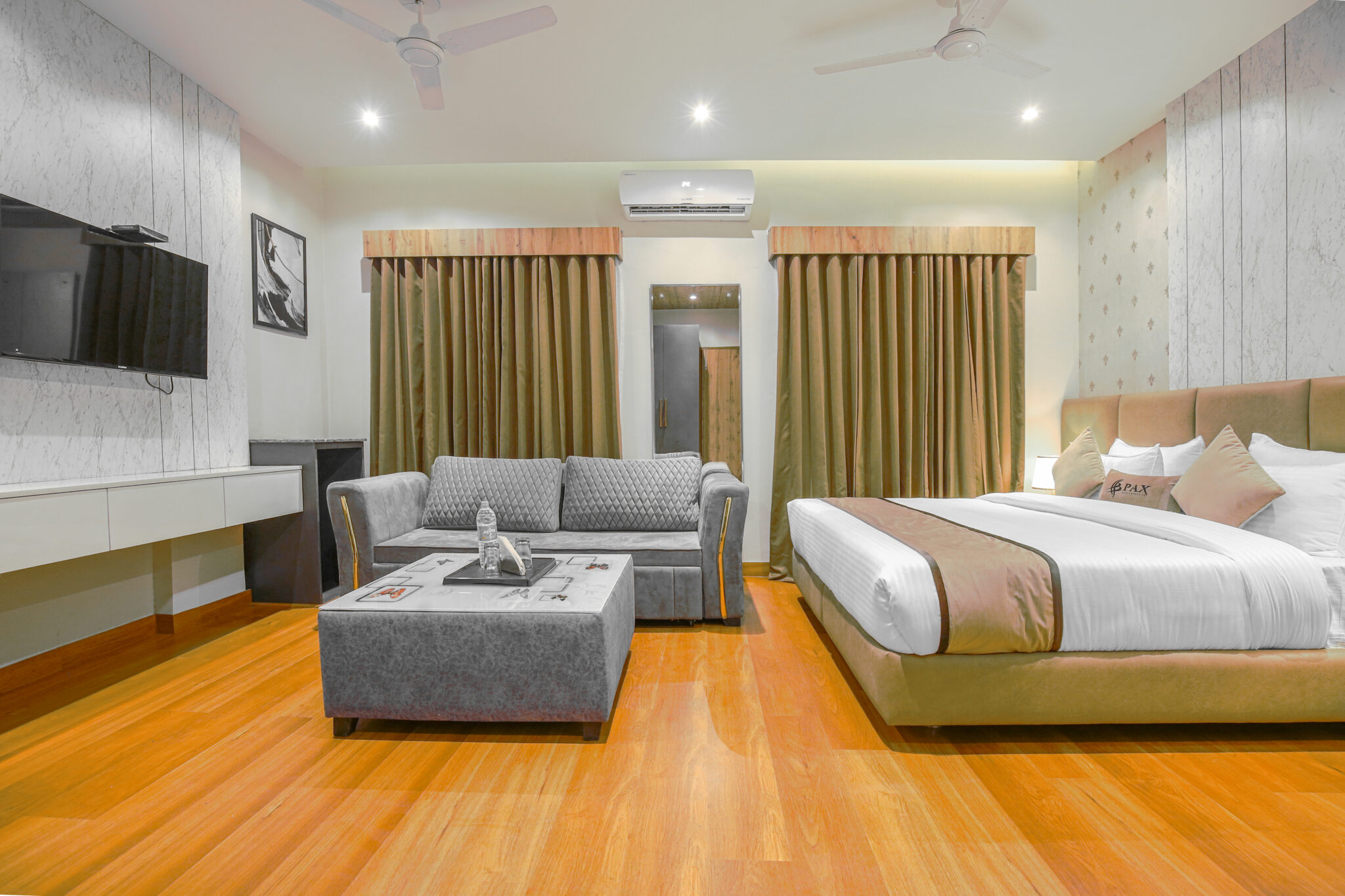 08 MM hotel chandigarh